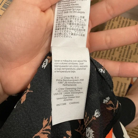 Madewell Black Floral Smocked Mockneck Blouse - Picture 9 of 10